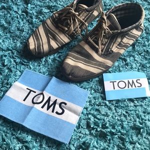 Toms hightop sneaker